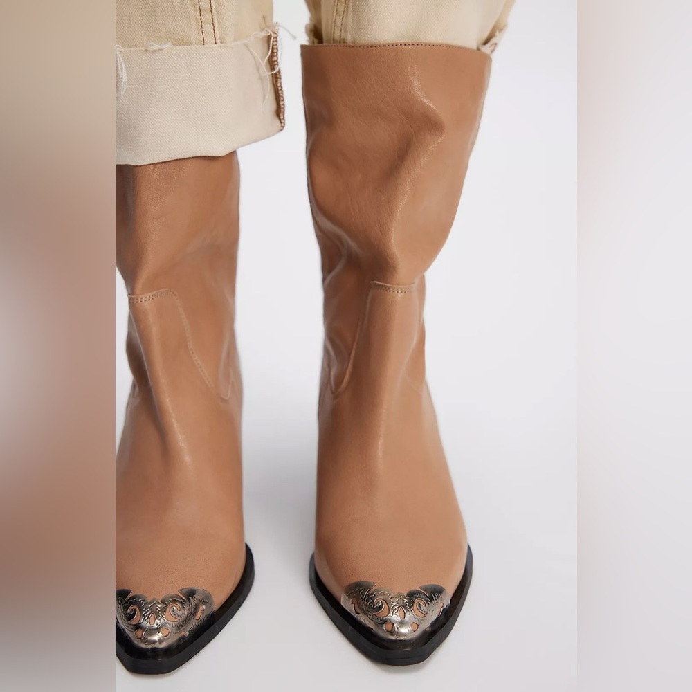 🆕 FREE PEOPLE | FASTER HORSES FILIGREE BOOT | CAMEL | SZ: 8.5
